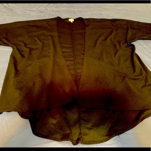 Black LulaRoe Lindsay Kimono